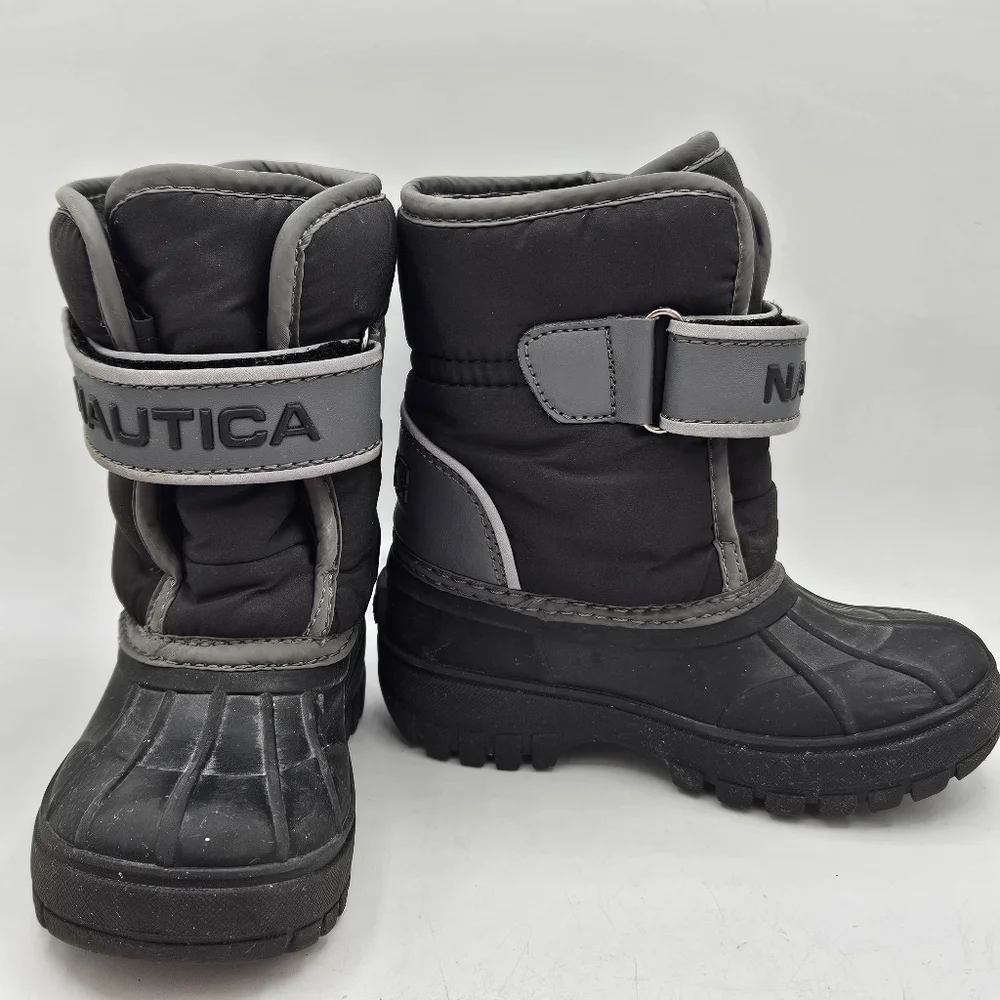 Nautica Kids Winter Boots Size 9